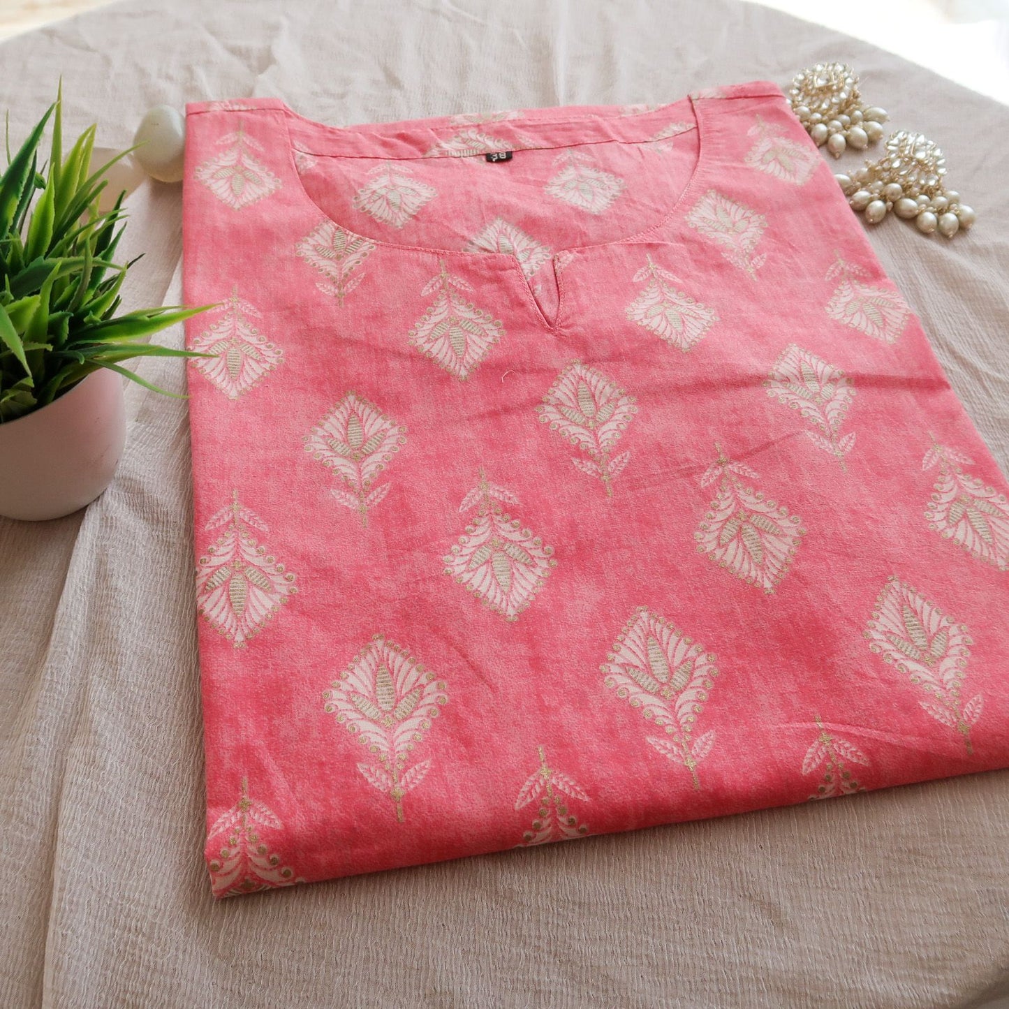 Not so Pink Short Kurti (Slim Fit)