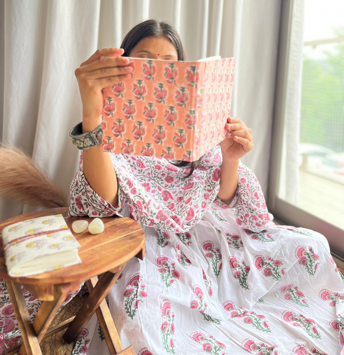 Peachy Floral HardBound Diary (125gsm)