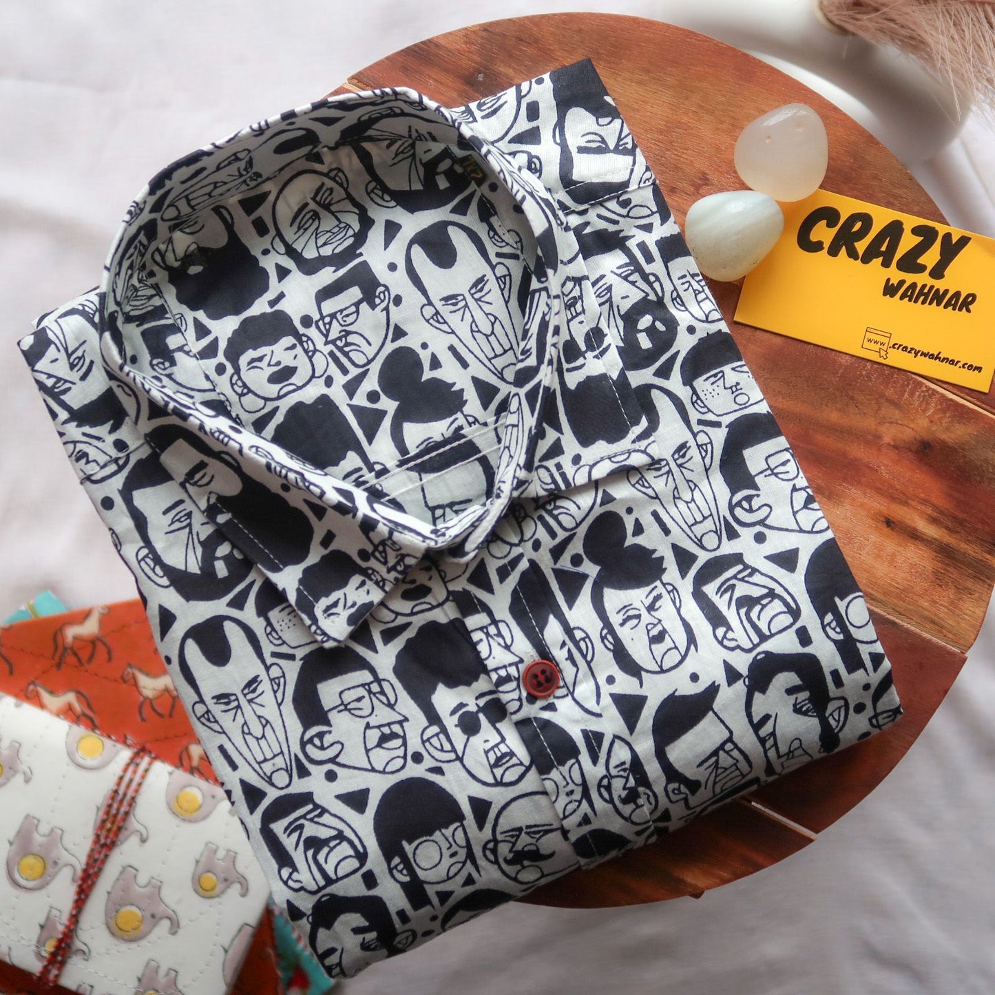 Chaar Log Black And White Short Sleeve Shirt