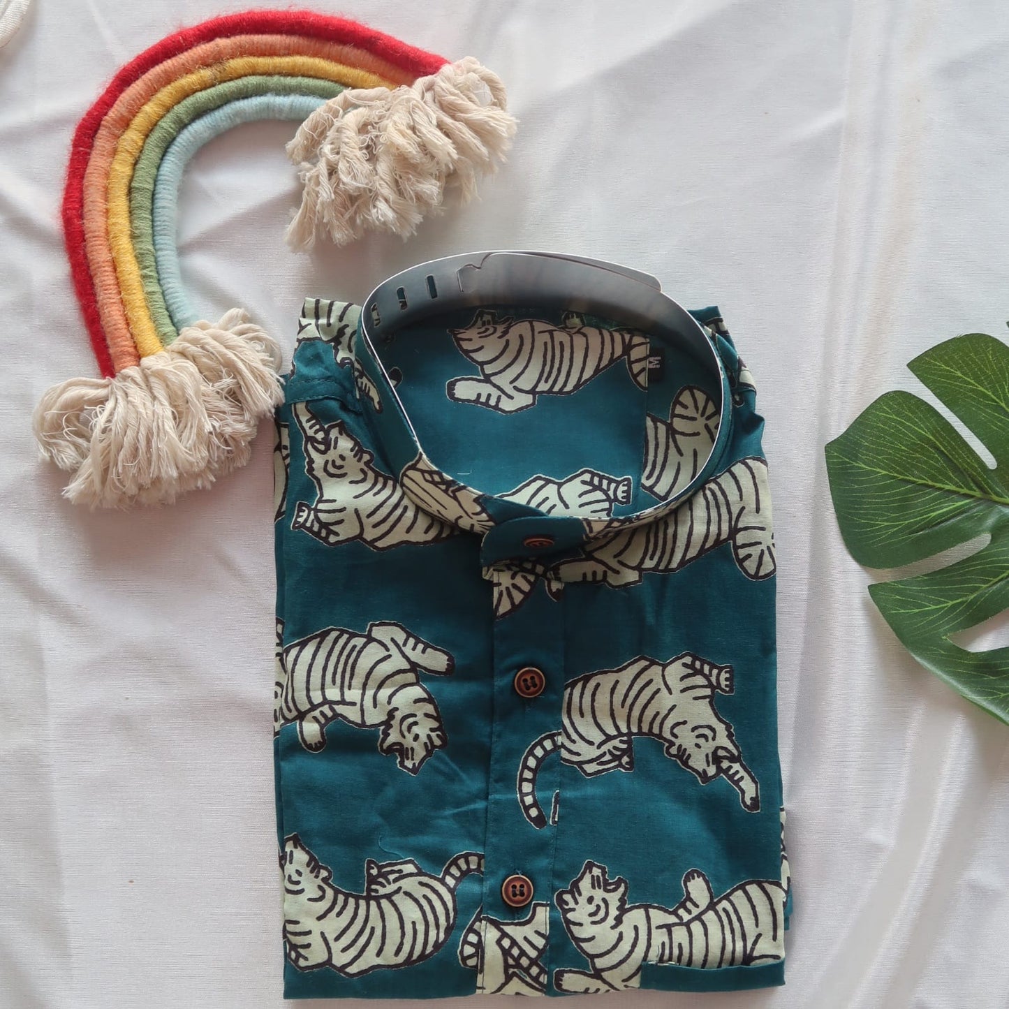 Tiger Men Short Kurta (Regular Fit)