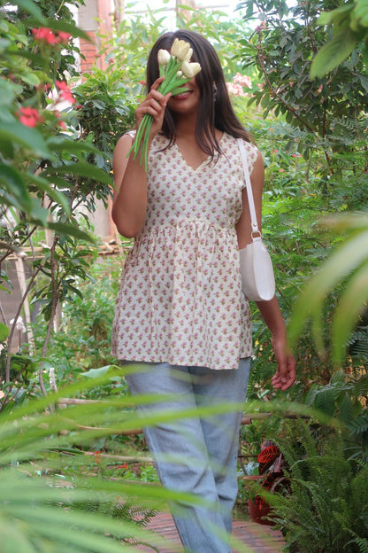 Pretty Pooh Sleeveless Top Short Kurti